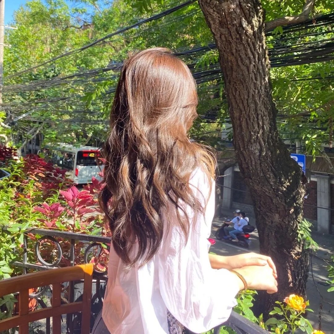 储物柜女孩
